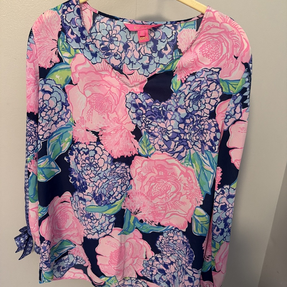 LILLY PULITZER Pamala Top Hey Hey Bouquet Size Small Pink Navy Green Shirt